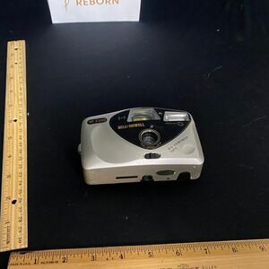 Bell Howell AF 300‎ 35mm Film Camera With Case Auto Focus Zoom Flash